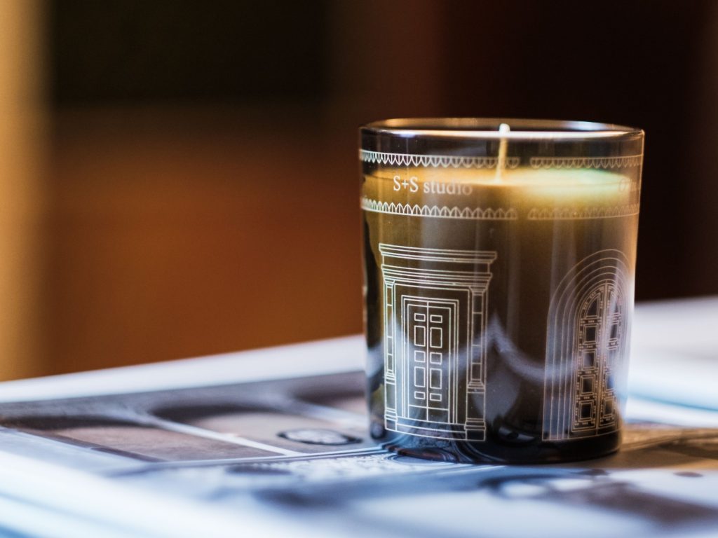 THE SILENT ESSENCE OF THINGS