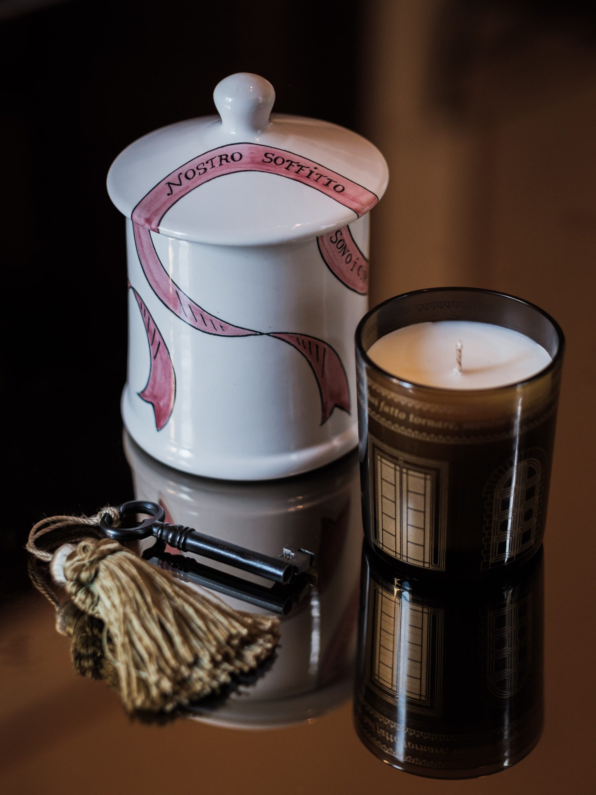 THE SILENT ESSENCE OF THINGS